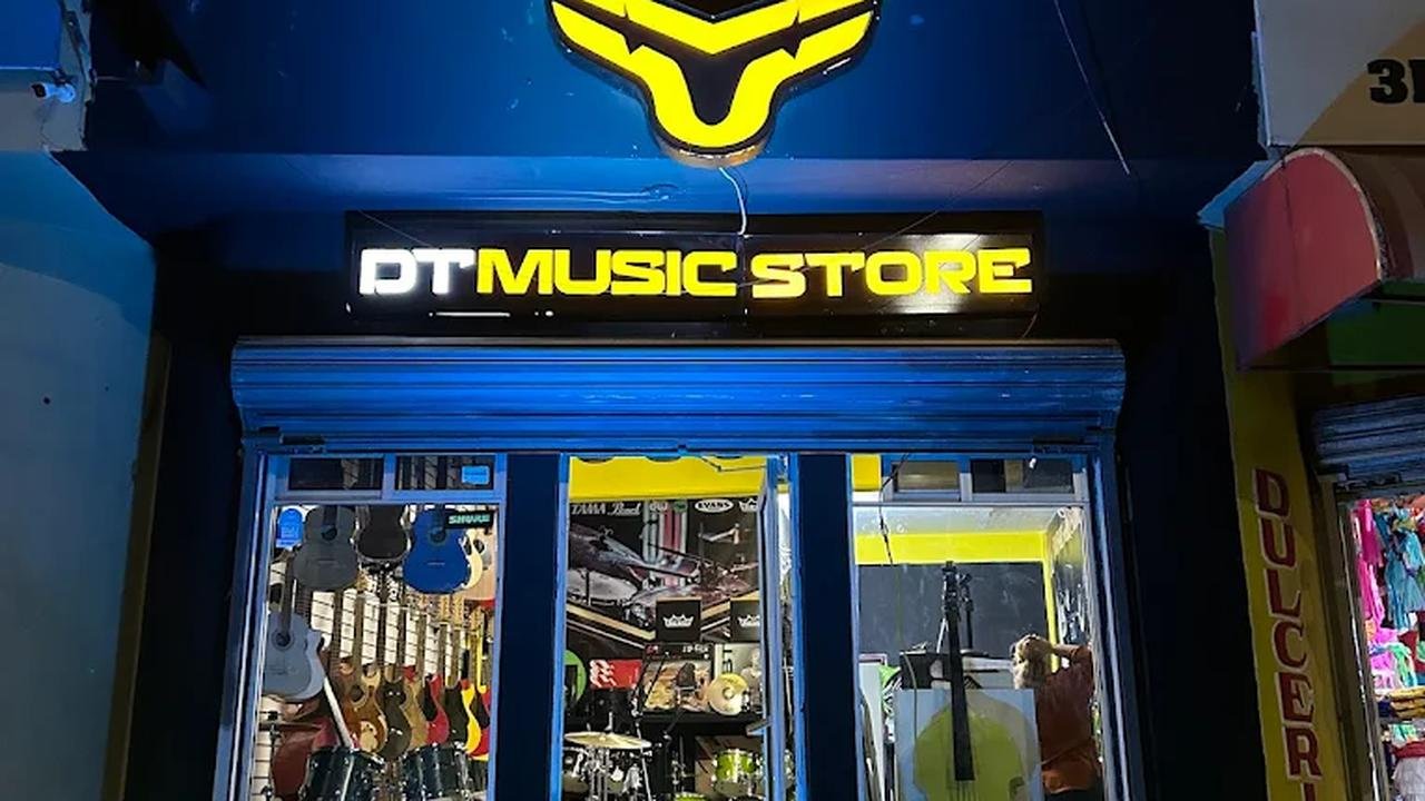 DT Music Store